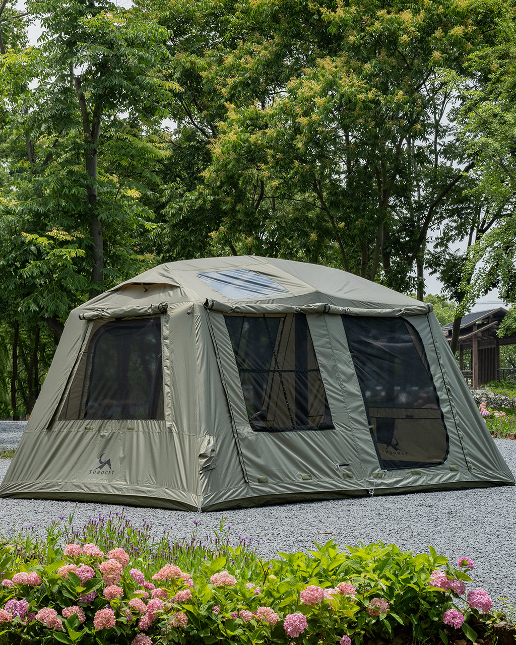 LODGE AIR-13 Inflatable 6-10 Person Glamping Air Tent