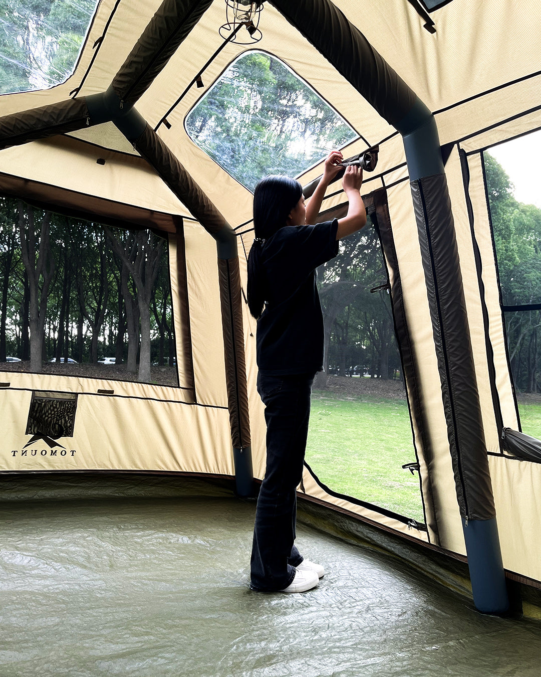 LODGE AIR-13 Inflatable 6-10 Person Glamping Air Tent